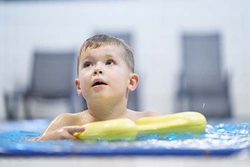 DLRG Pressefoto Schwimmausbildung